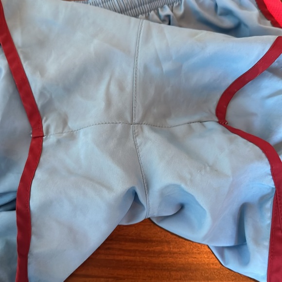 Nike DriFit running shorts - Picture 5 of 6